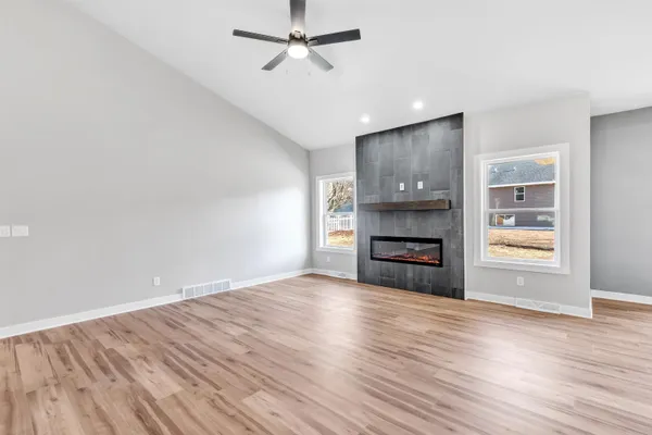$559,900 | 475 Earnhardt Court, Green Bay, WI 54311