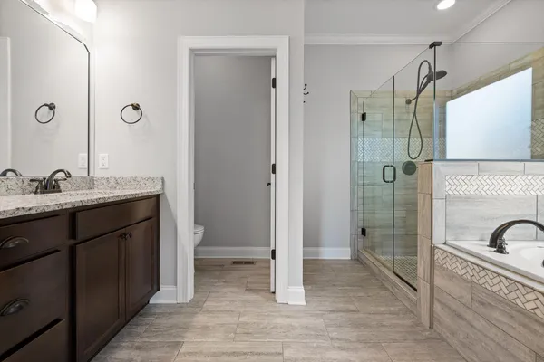 $450,000 | 7992 Frostwood Lane, Ooltewah, TN 37363