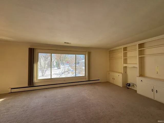 $149,900 | 617 Berkley Drive, Marion, IN 46952