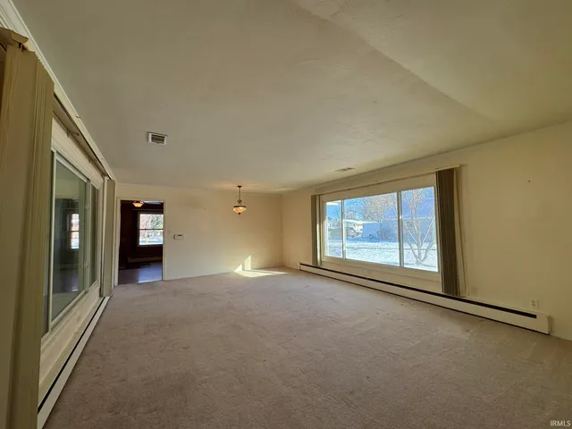 $149,900 | 617 Berkley Drive, Marion, IN 46952