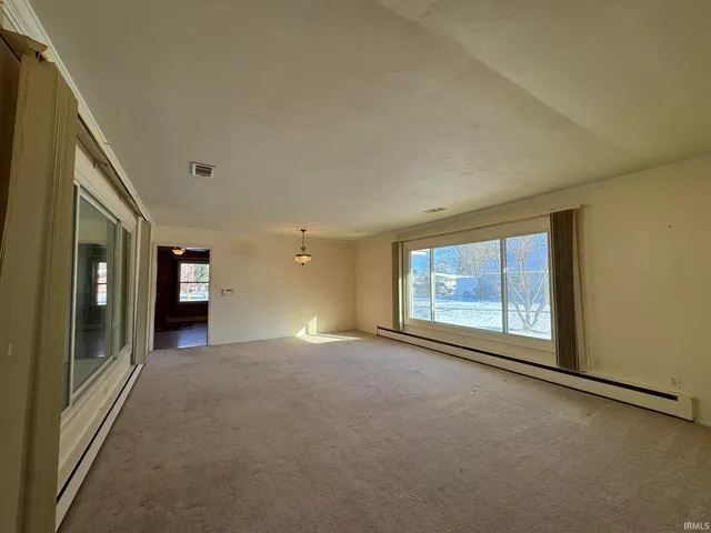 $149,900 | 617 Berkley Drive, Marion, IN 46952