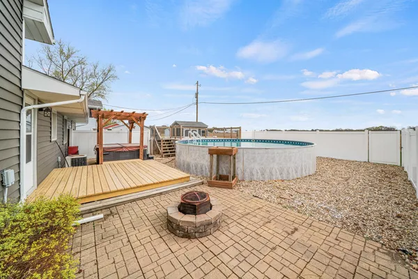 $200,000 | 903 Wiker Drive, Rock Falls, IL 61071