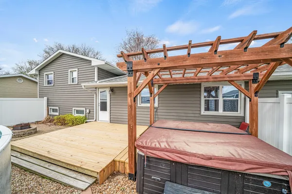 $200,000 | 903 Wiker Drive, Rock Falls, IL 61071