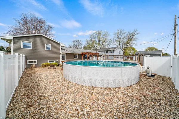 $200,000 | 903 Wiker Drive, Rock Falls, IL 61071