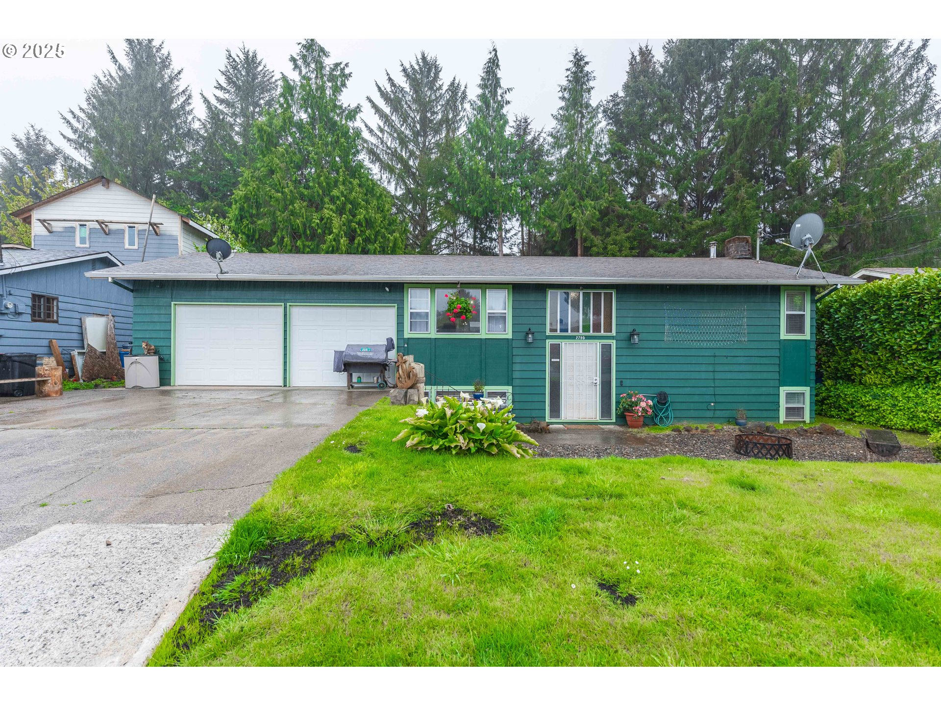 2795 Ridgeway Drive Reedsport, OR 97467 - Photo 1 of 37 Gallery Image 1