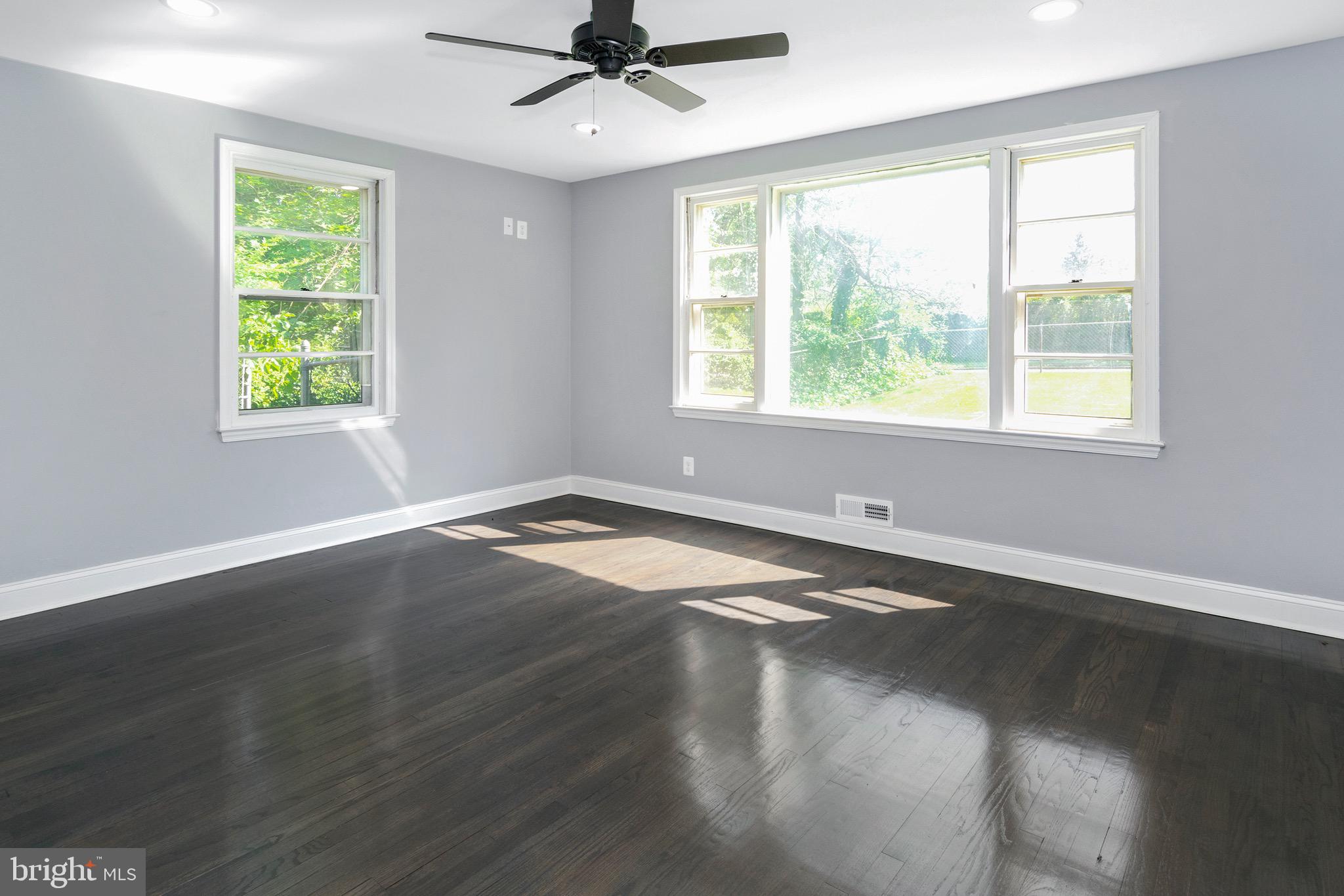 4602 Cedar Garden Road Baltimore, MD 21229 - Photo 20 of 38