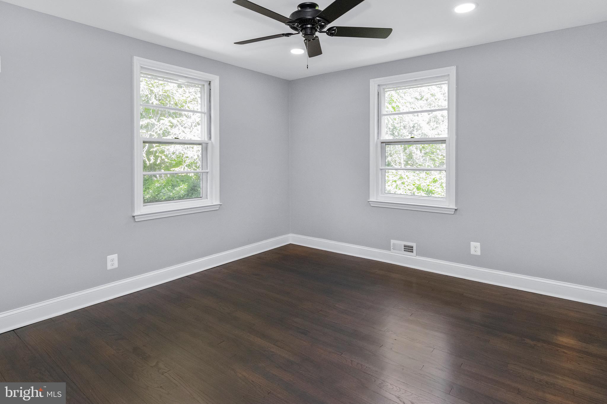 4602 Cedar Garden Road Baltimore, MD 21229 - Photo 27 of 38