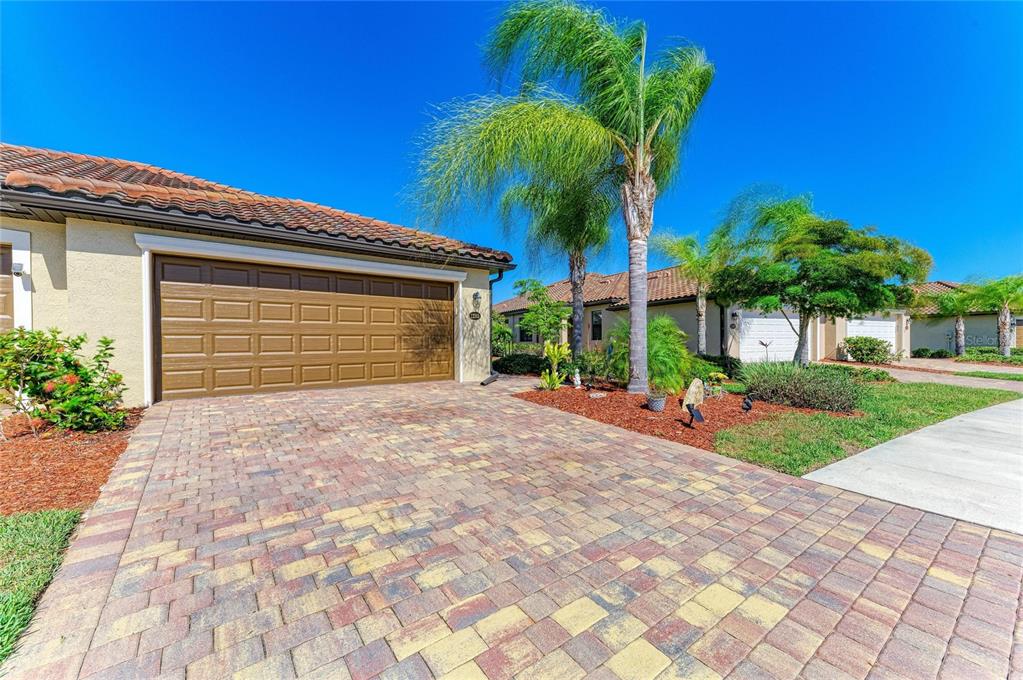 12265 Amica Loop Venice, FL 34293 - Photo 1 of 88