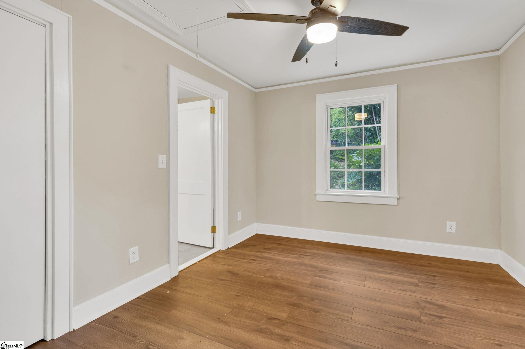 14 Dixie Avenue Greenville, SC 29607 - Photo 17 of 44