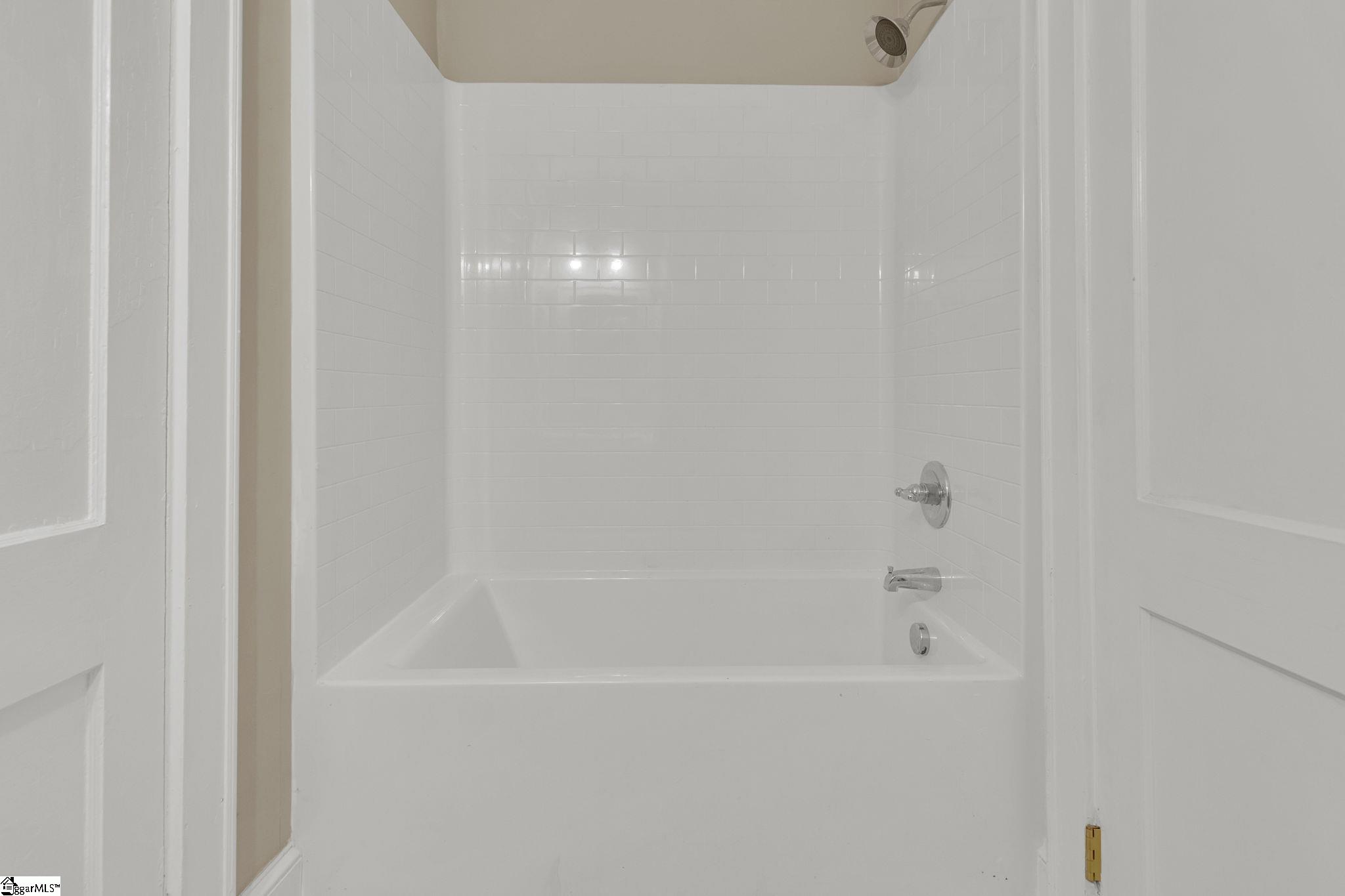 14 Dixie Avenue Greenville, SC 29607 - Photo 21 of 44