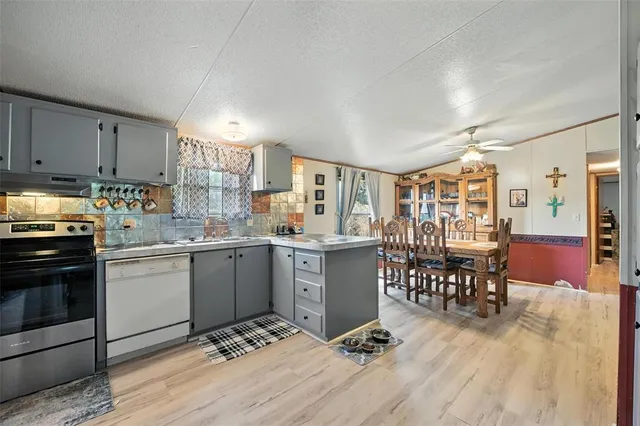 $230,000 | 1933 Carter Road, Springtown, TX 76082