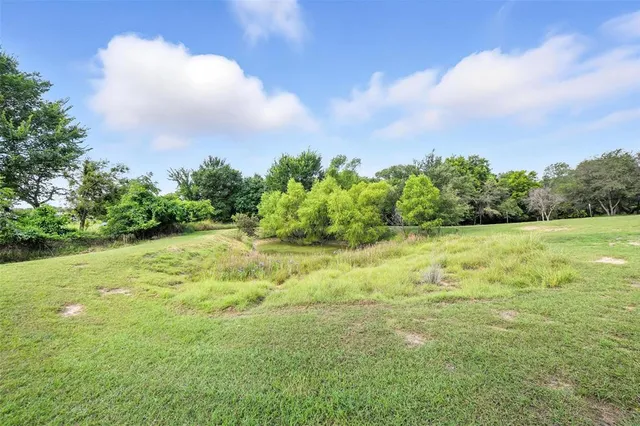 $230,000 | 1933 Carter Road, Springtown, TX 76082