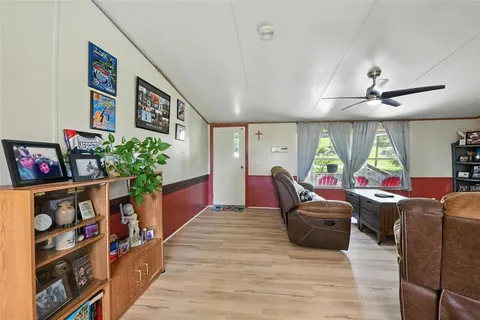 $230,000 | 1933 Carter Road, Springtown, TX 76082