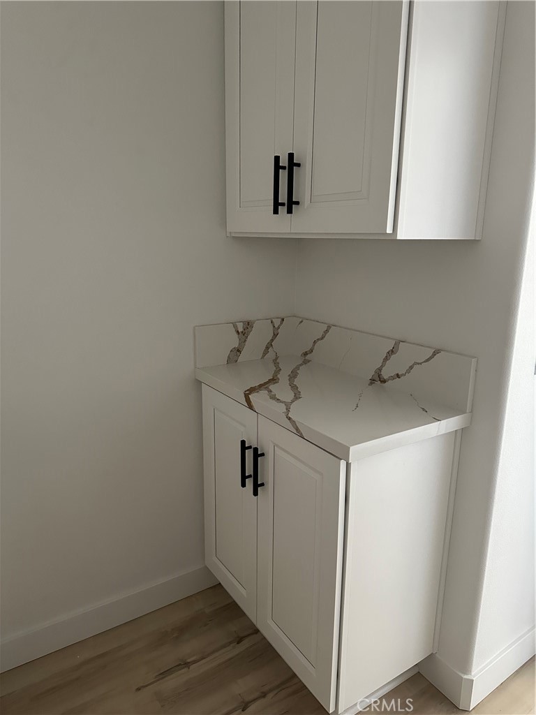 16353 Smokethorn Road Apple Valley, CA 92307 - Photo 15 of 35