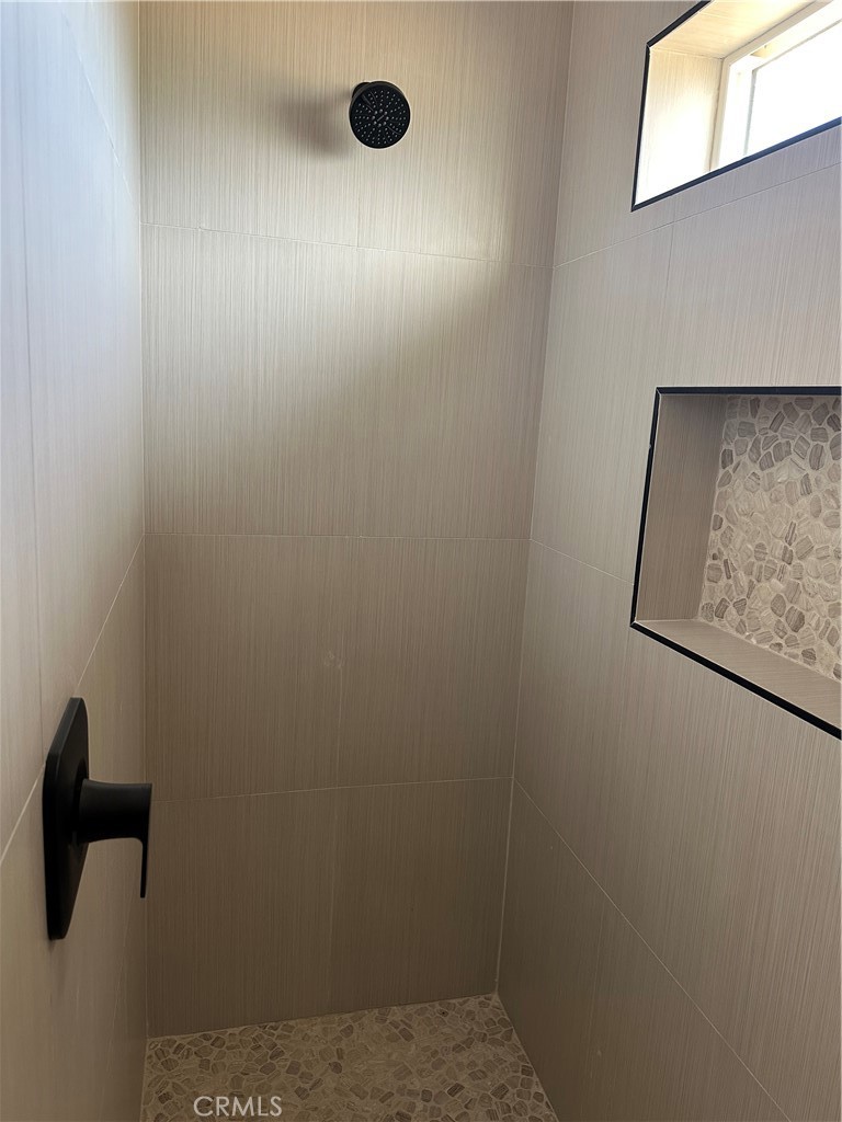 16353 Smokethorn Road Apple Valley, CA 92307 - Photo 21 of 35