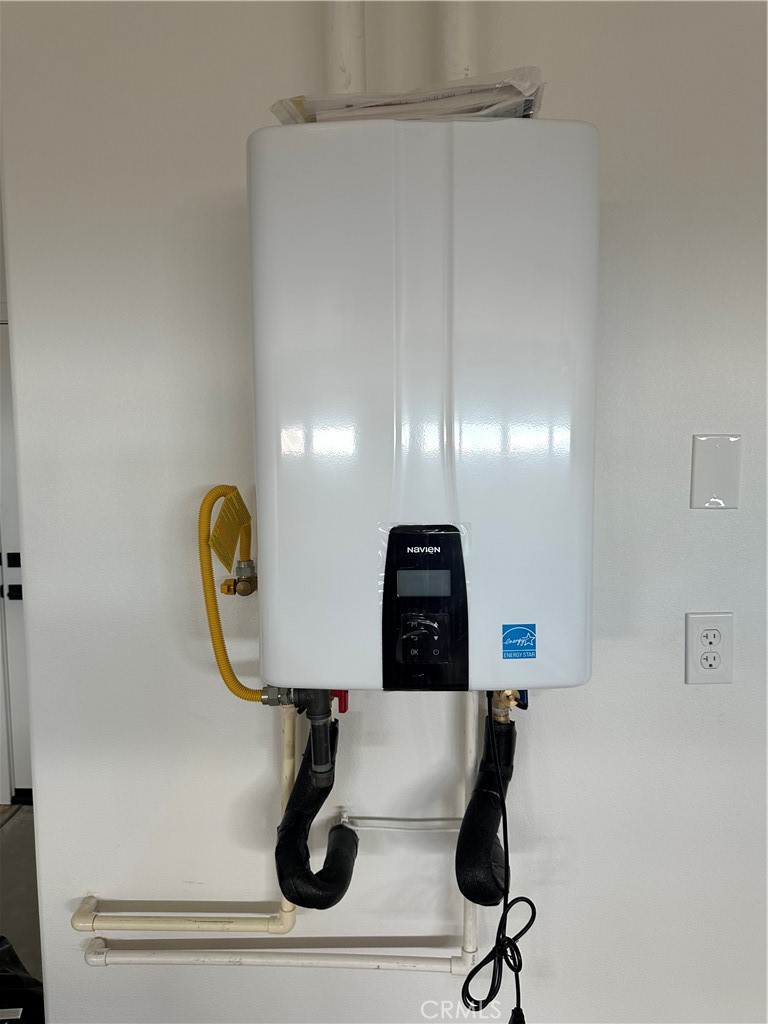 16353 Smokethorn Road Apple Valley, CA 92307 - Photo 30 of 35