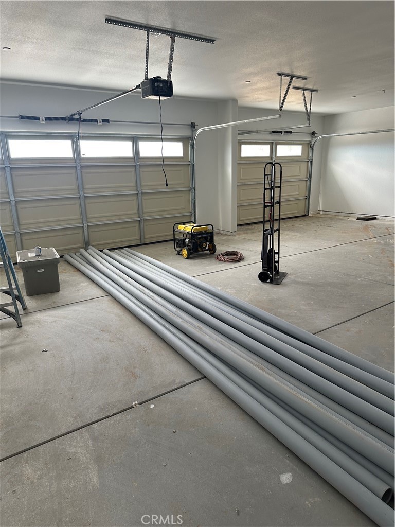 16353 Smokethorn Road Apple Valley, CA 92307 - Photo 34 of 35