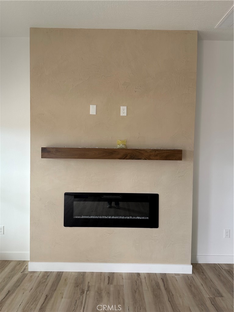 16353 Smokethorn Road Apple Valley, CA 92307 - Photo 6 of 35