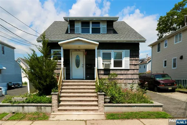 $1,950 | 49 Jordan Avenue, Unit 2, Wallington, NJ 07057