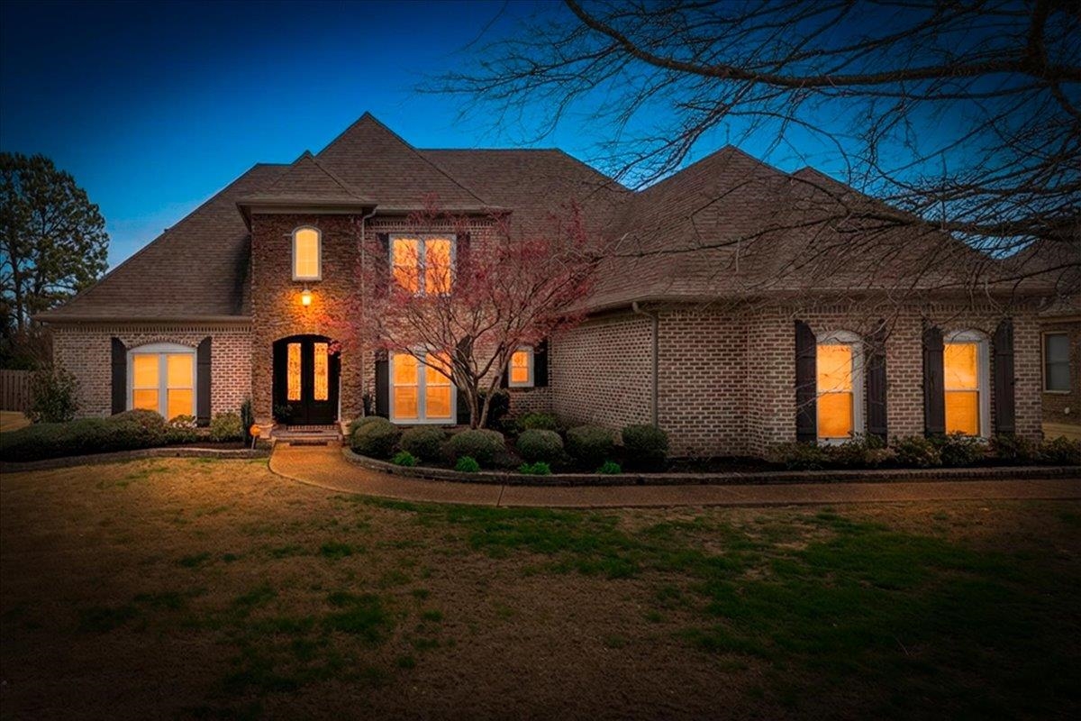 1196 Tuscumbia Road Collierville, TN 38017 - Photo 2 of 28
