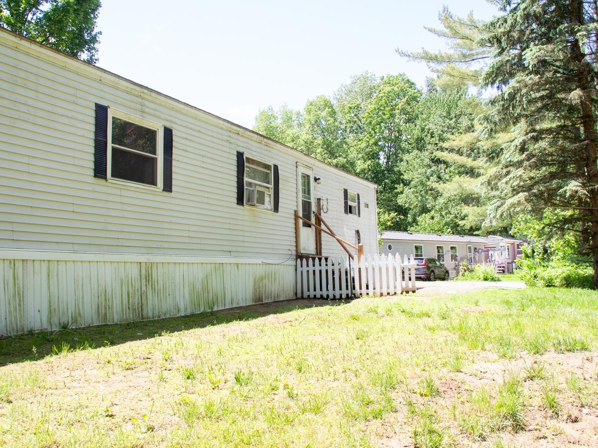 133 Mansfield Road Milton, VT 05468 - Photo 4 of 13 Gallery Image 4