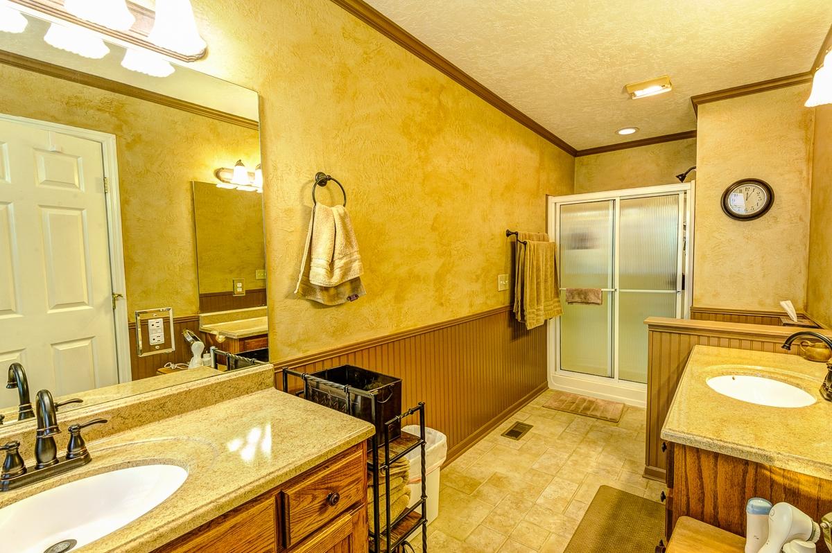 280 Lone Ridge Lane Clinton, TN 37716 - Photo 11 of 22 _ELF7921_HDR