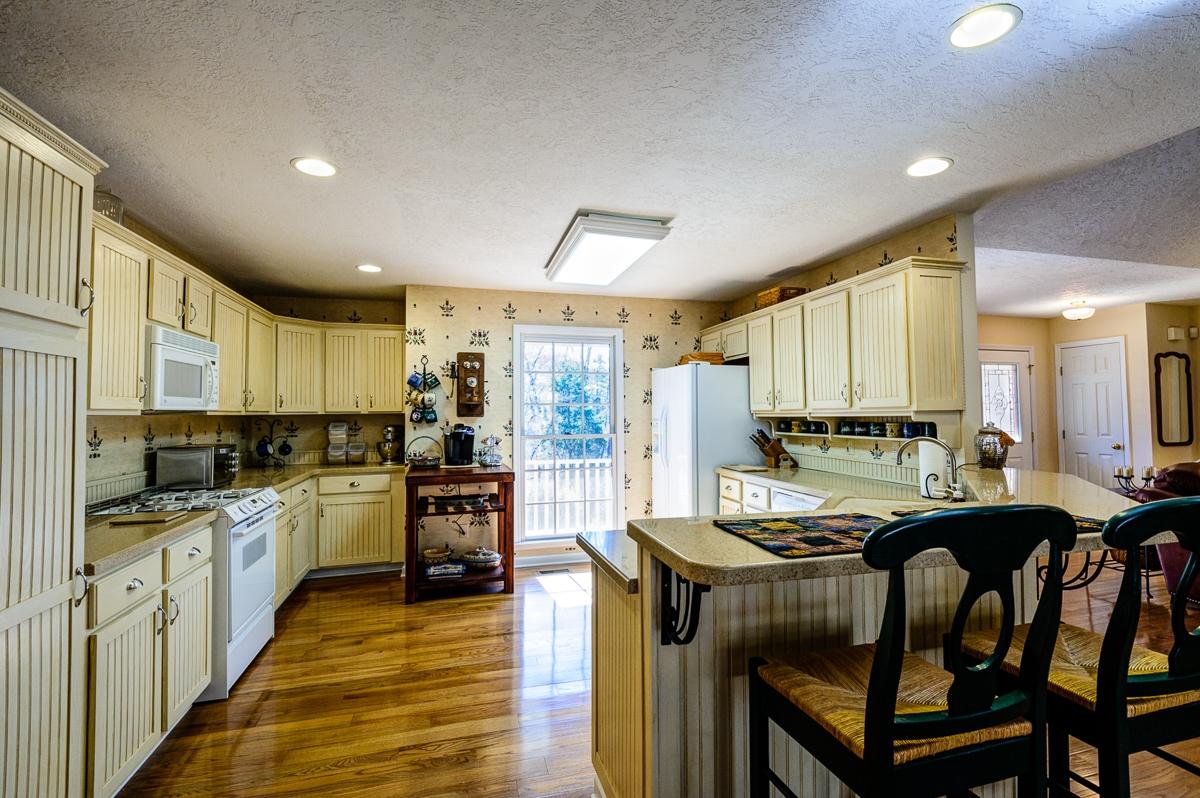 280 Lone Ridge Lane Clinton, TN 37716 - Photo 4 of 22 _ELF7808_HDR