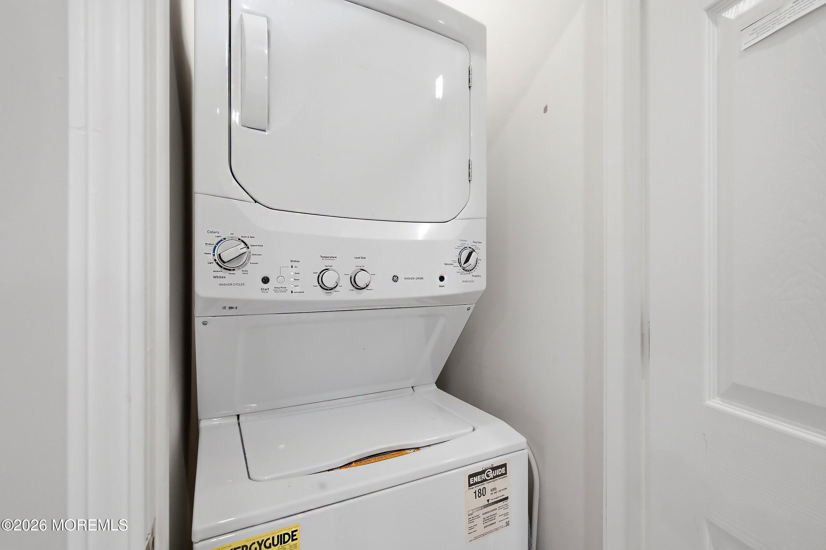 88 Riva Boulevard Brick, NJ 08723 - Photo 18 of 28 22-Laundry