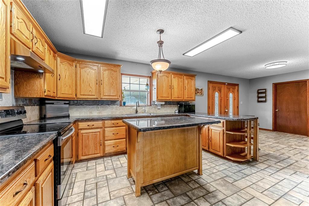 103 Bazile Daigle Road Lake Charles, LA 70607 - Photo 12 of 32