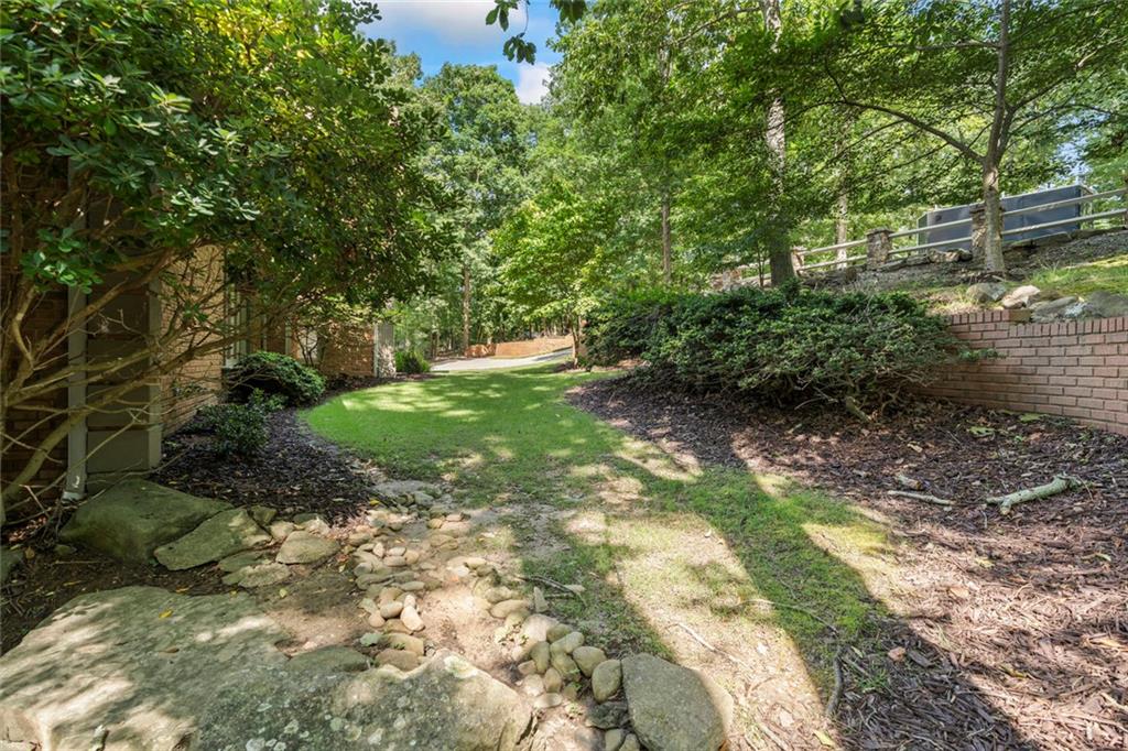 6576 Yacht Club Road Flowery Branch, GA 30542 - Photo 20 of 186