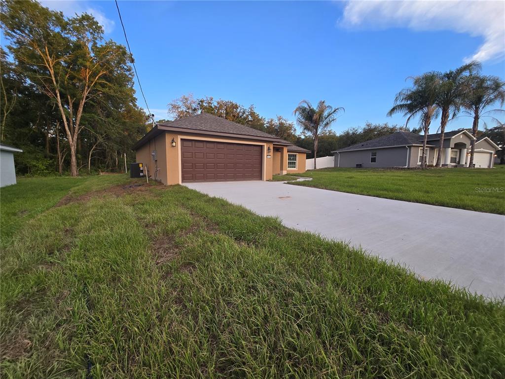 203 Emerald Road Ocala, FL 34472 - Photo 7 of 43