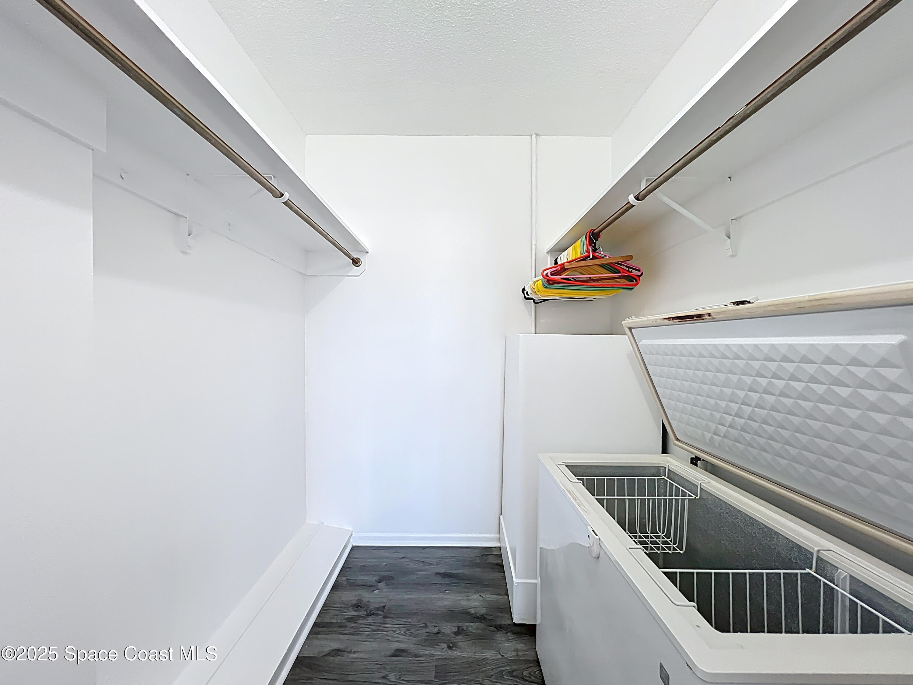 2020 North Atlantic Avenue, Unit 514N Cocoa Beach, FL 32931 - Photo 17 of 31 a view of entryway and hall