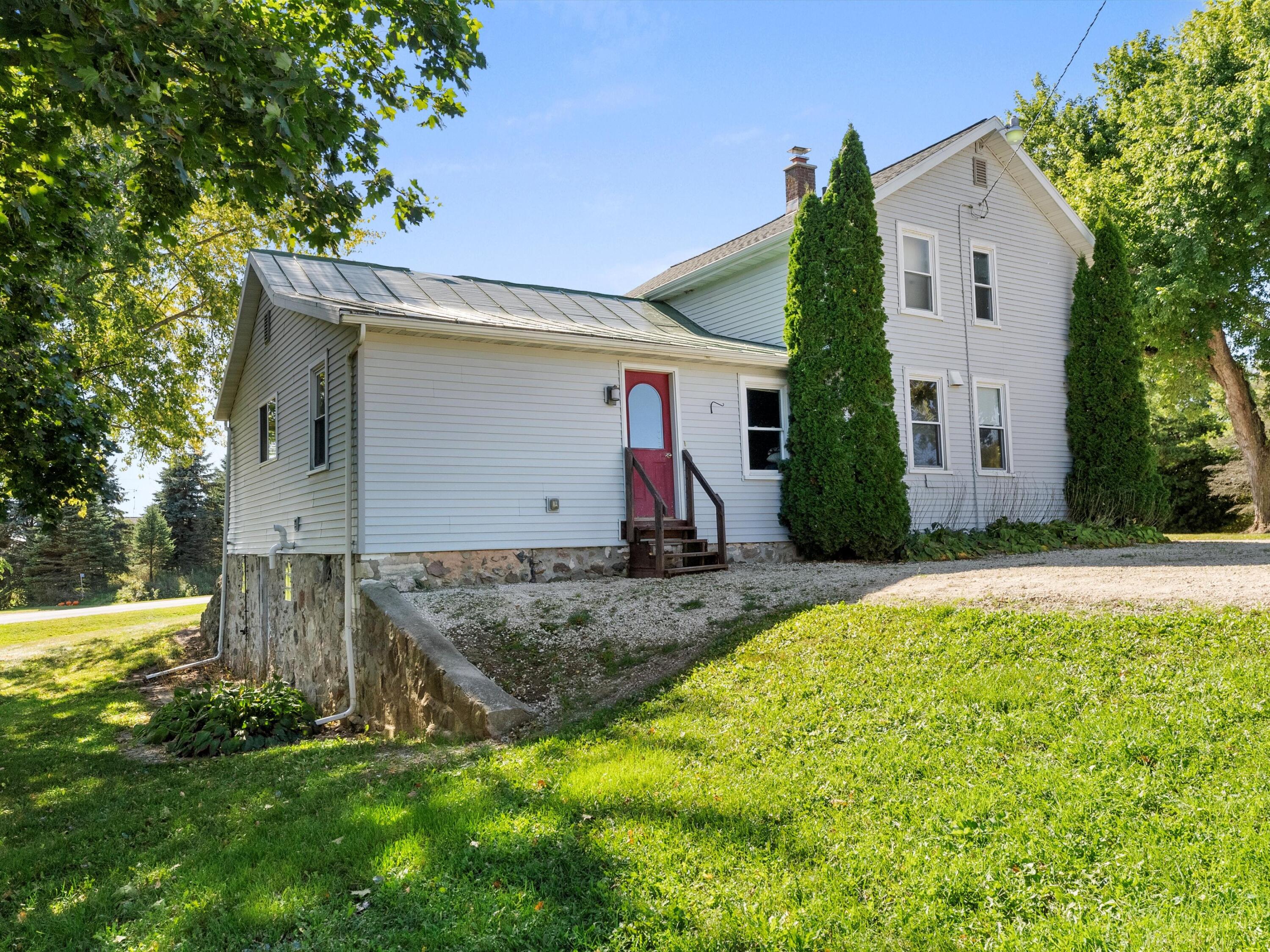 12024 Point Creek Road Meeme, WI 53063 - Photo 30 of 61 29-2590800_06193