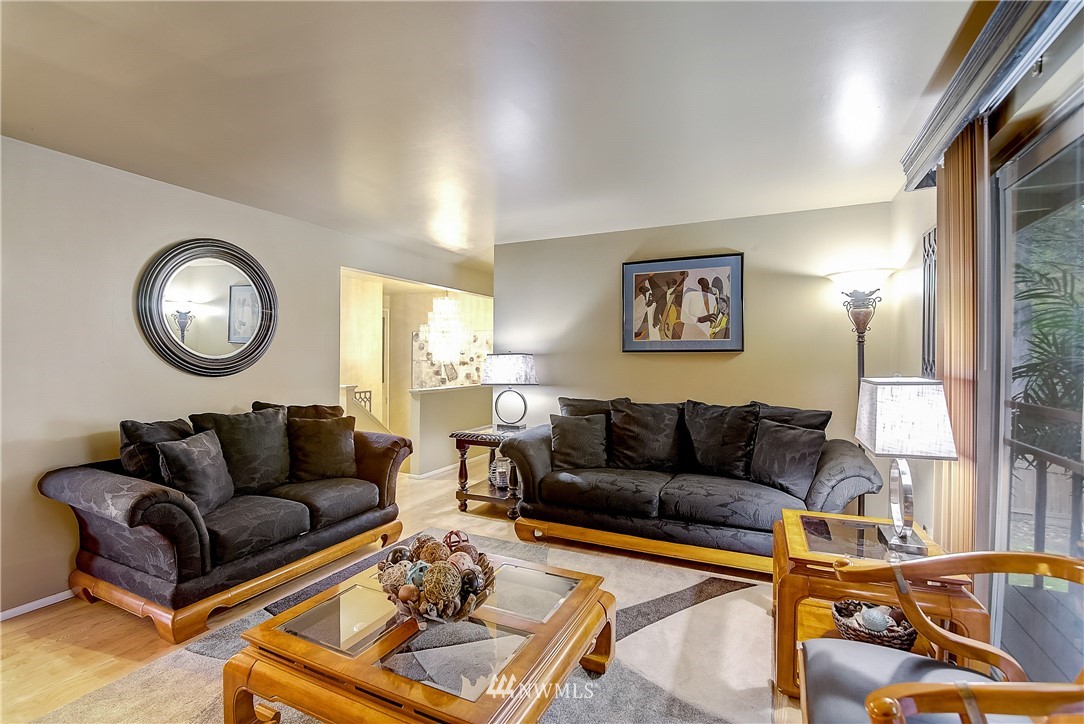 4109 Northeast 17th Street Renton, WA 98059 - Photo 8 of 28