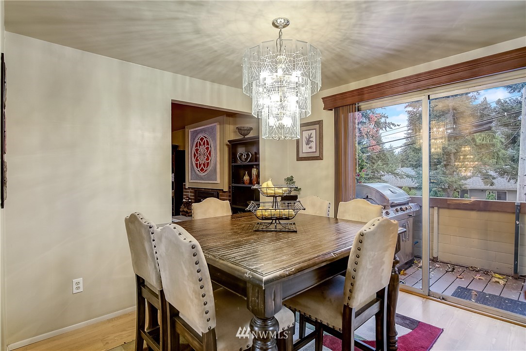4109 Northeast 17th Street Renton, WA 98059 - Photo 10 of 28