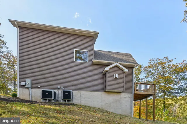 $585,000 | 490 Black Twig Road, Linden, VA 22642