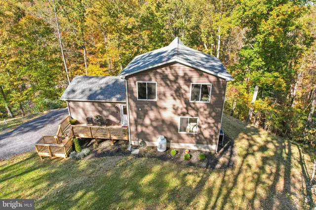 $585,000 | 490 Black Twig Road, Linden, VA 22642