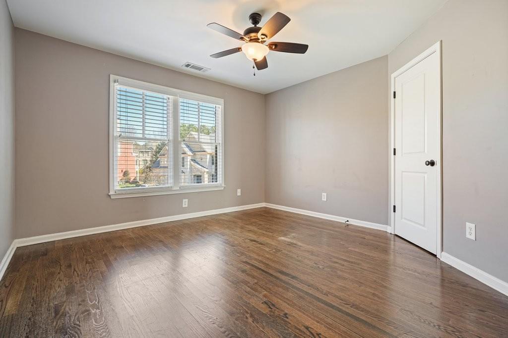 3270 Sydenham Court Cumming, GA 30041 - Photo 53 of 86