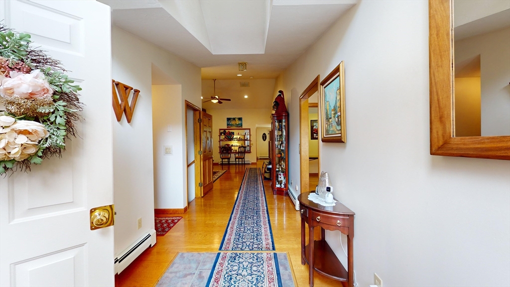 7 Fox Run Circle Auburn, MA 01501 - Photo 14 of 42