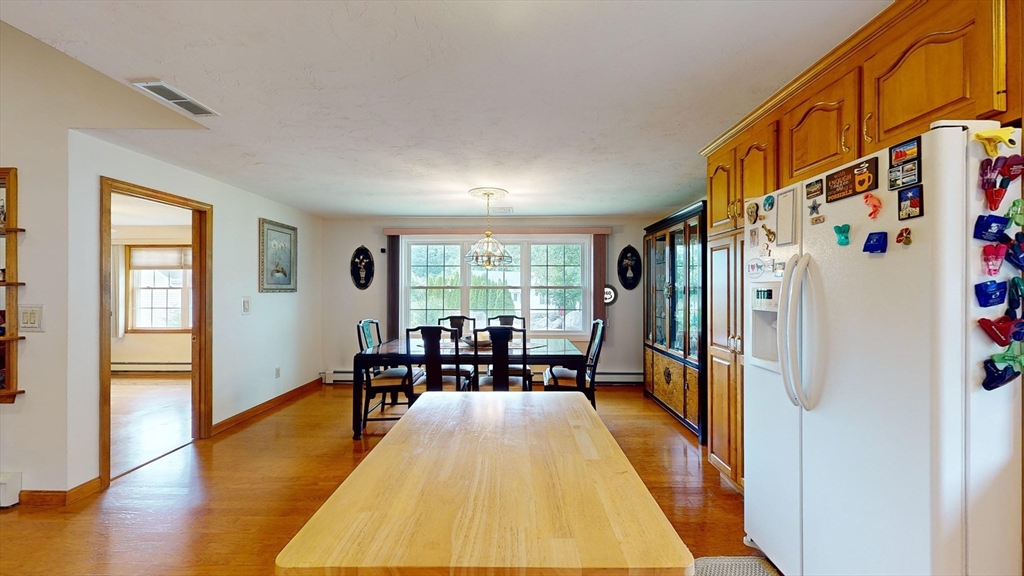 7 Fox Run Circle Auburn, MA 01501 - Photo 24 of 42