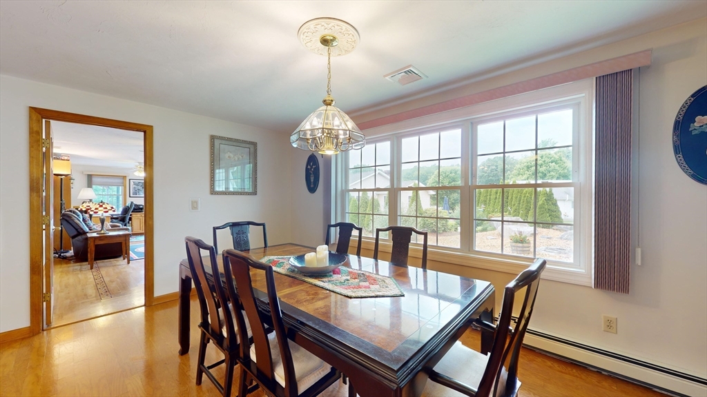 7 Fox Run Circle Auburn, MA 01501 - Photo 26 of 42