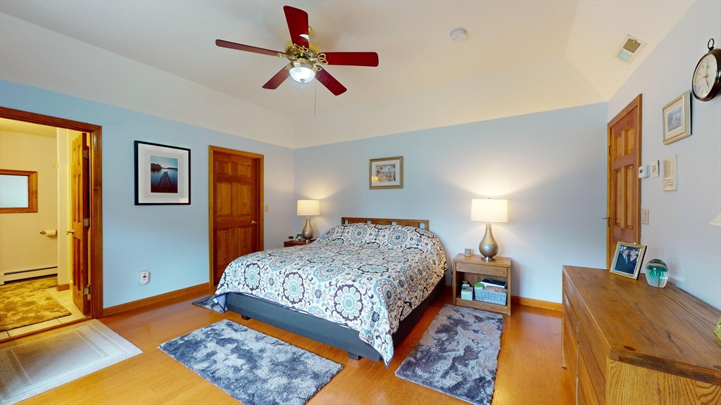 7 Fox Run Circle Auburn, MA 01501 - Photo 27 of 42