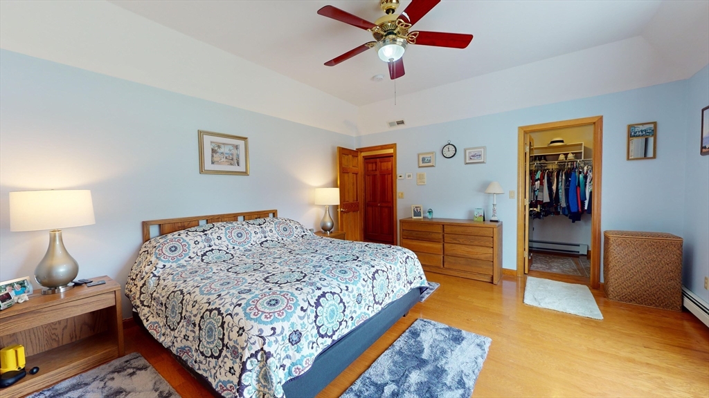 7 Fox Run Circle Auburn, MA 01501 - Photo 29 of 42