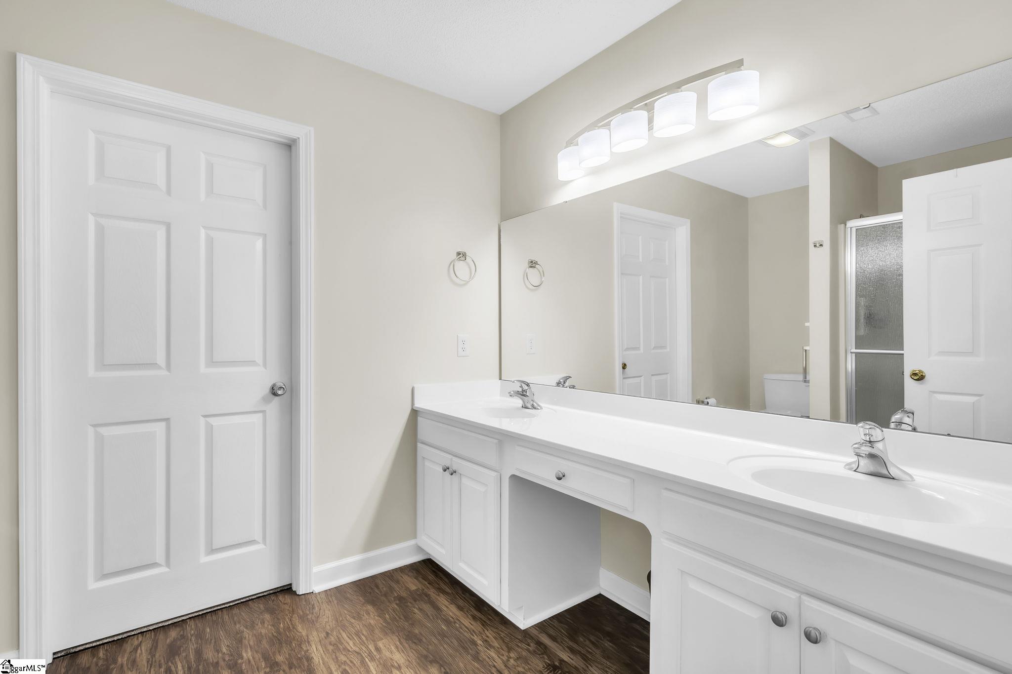 117 Waterford Way Easley, SC 29642 - Photo 13 of 33
