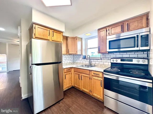 $1,695 | 534 Walnut Street, Lansdale, PA 19446