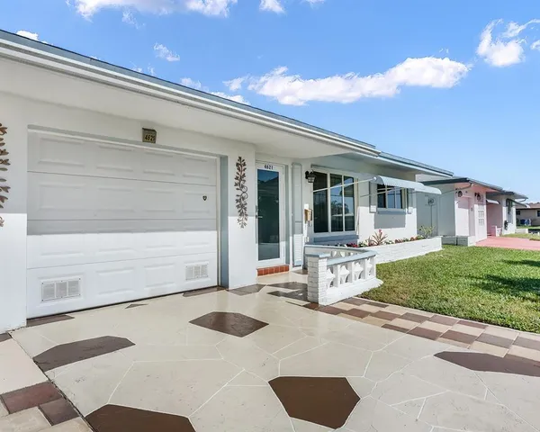 $324,900 | 4621 Northwest 46th Street, Tamarac, FL 33319