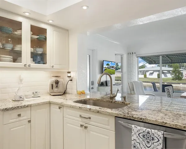 $324,900 | 4621 Northwest 46th Street, Tamarac, FL 33319