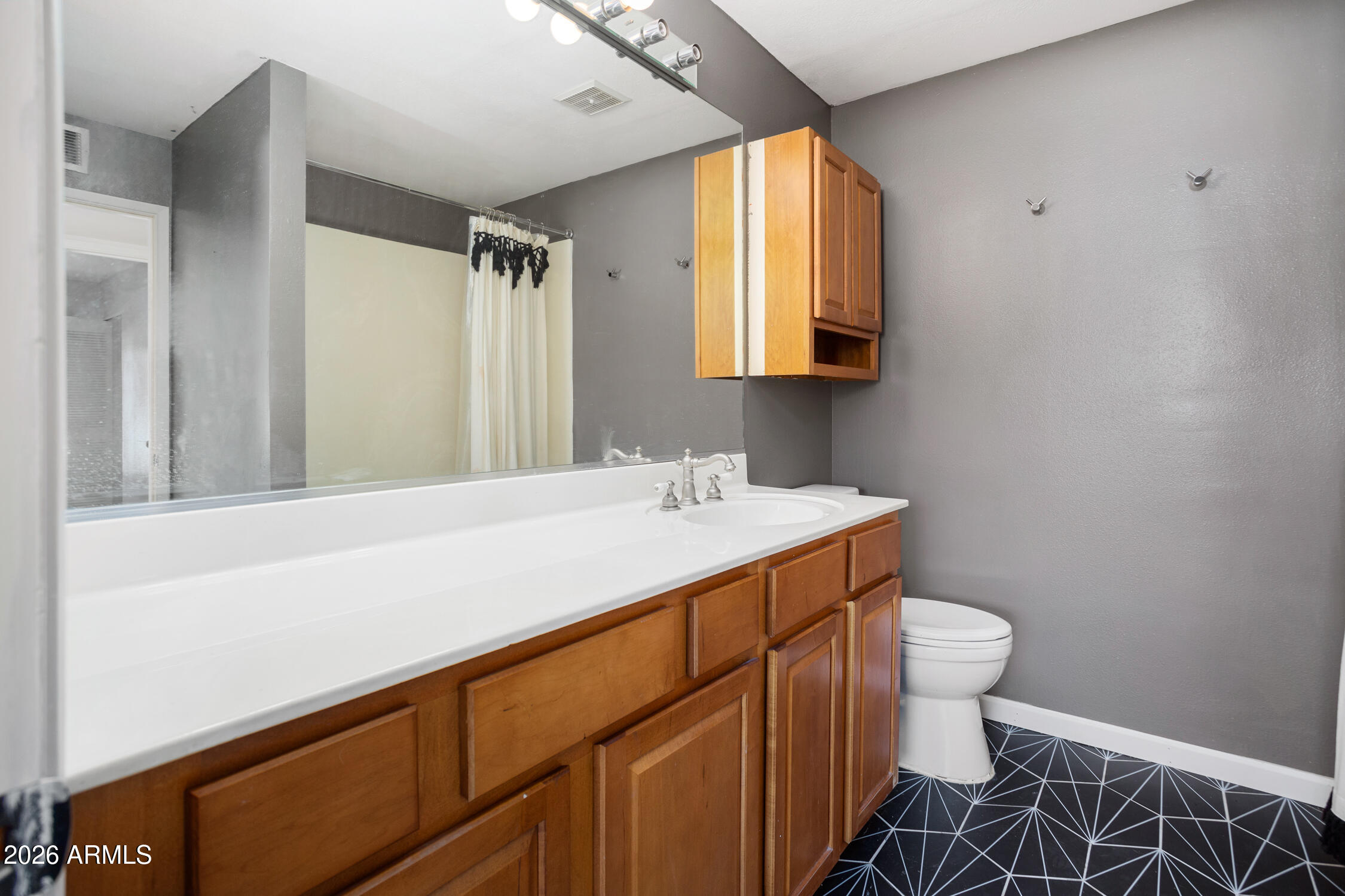 1320 East Bethany Home Road, Unit 102 Phoenix, AZ 85014 - Photo 26 of 30 26-UQ6A0533