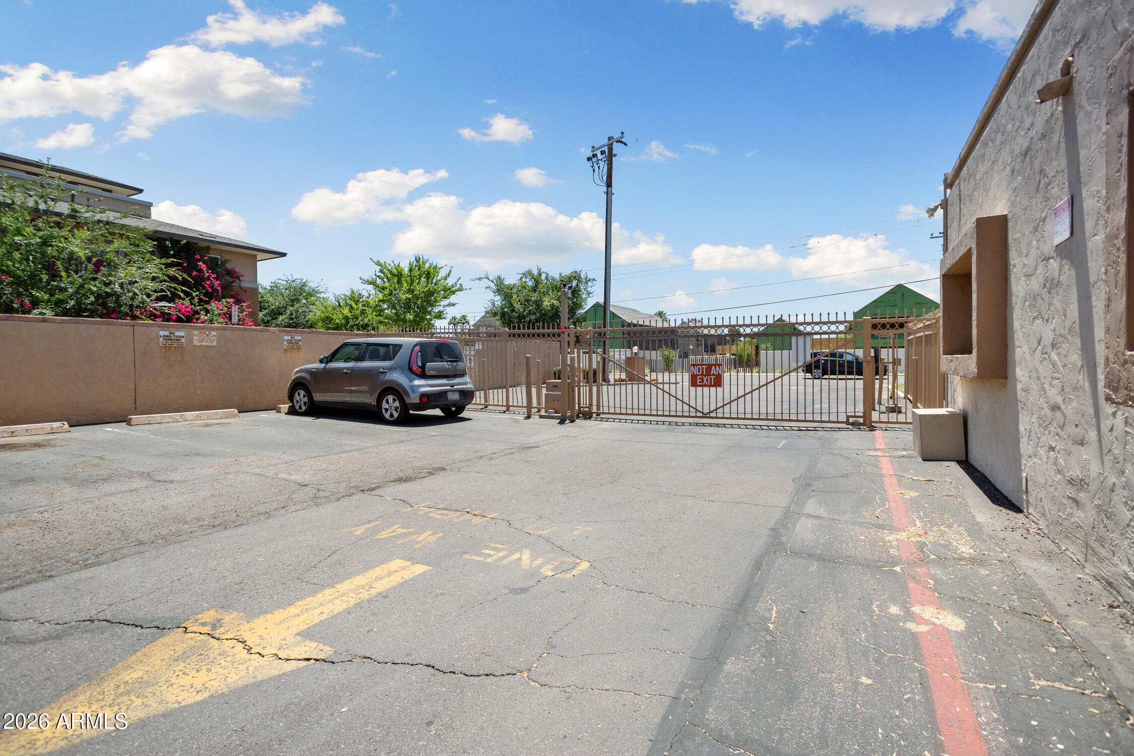 1320 East Bethany Home Road, Unit 102 Phoenix, AZ 85014 - Photo 28 of 30 28-UQ6A0543