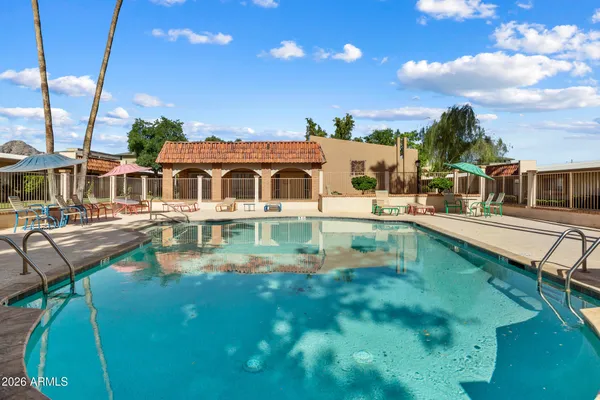 $249,999 | 1320 East Bethany Home Road, Unit 102, Phoenix, AZ 85014